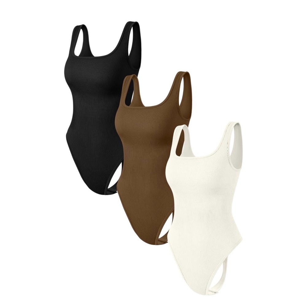 3 stretch bodysuits